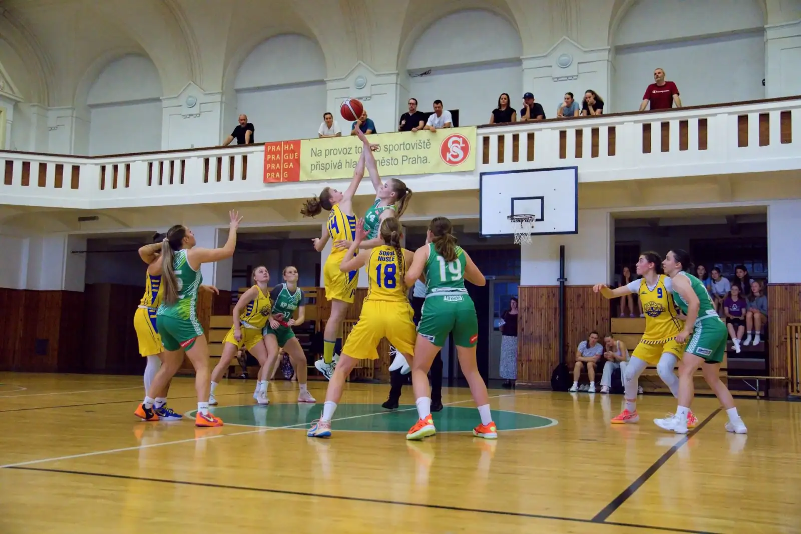 ŽENY A: O víkendu plný počet bodů