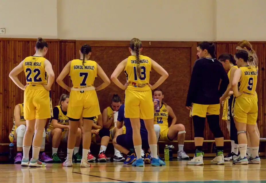 ŽENY B: Začátek soutěže bez výhry