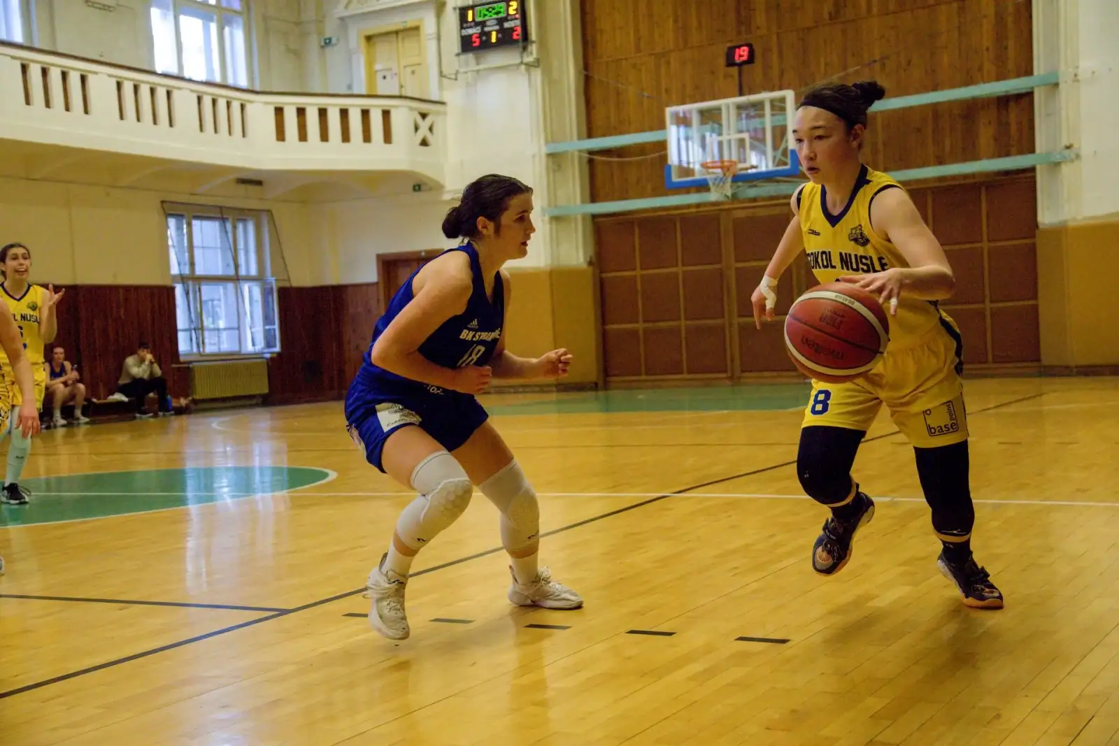 ŽENY: Na poslední chvíli obě družstva žen proklouzly do play-off